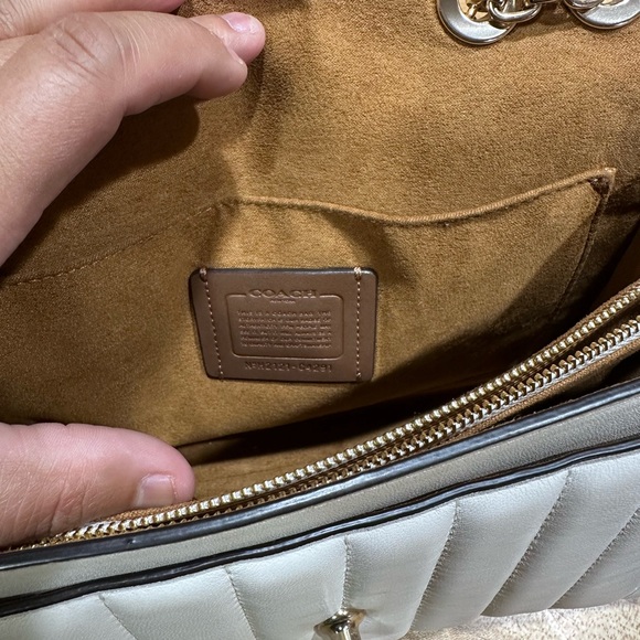 Coach Lane Shoulder Bag - Picture 3 of 6